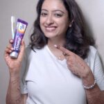 Nisha Krishnan Instagram - #AD 🌟 Mom Life Hack: Keeping those smiles sparkling! ✨ @closeupindia Closeup Complete Fresh Protection with Multivitamin - our secret to conquering 12 oral care issues at once! 😁🦷 Get power of 12-in-1 protection against oral concerns, ensuring your smile & confidence remains your greatest asset. 😄🦷 #DoPuraNotAdhura and get closeup complete fresh protection from yellowness, stains, cavities, bad breath, & more! Remember to #DoPuraNotAdhura and brush your teeth twice a day with #CloseUpCompleteFreshProtection . Let's create a world of healthy, happy smiles together! *Get your hands on this incredible new product, and experience the fresh confidence firsthand, now available on Amazon!* Shit and edited by: @portraitsby.thalapathy #DoPuraNotAdhura #CloseupCompleteFreshToothpaste #freshness #completethejourney #toothpaste #closeup #besttoothpaste #Multivitamins #Fights12oralproblems #freshbreath