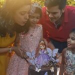 Nisha Krishnan Instagram - Kids are unbridlled JOY and ENERGY looking for expression. Their idea of a PARTY is an evening of curiosity satiating, wonder quenching activities involving sharing & learning and of course loadddds of FUNNNN 😉 So when I was thinking of a place for Samairas 4th Birthday, we wanted to choose a kids' friendly place and we wanted to stop using balloons and single use plastic for decor. Then I came across cocoplaynut...as the name sugessts, its a play & fun activity centre for kids where they are left to themselves to explore lots of interesting activities and also interact with their favorite animals 🥰 Cocoplaynut's owner helped us in the every step, We used reusable things like metallic hangings, dry leaves, just a simple chalk board for the decor and it looked beautiful.  And this mommy forgot Samaira's birthday dress while planning the bigger things 😅 karunya(the owner of Cocoplaynut) just before the cake cutting came with a beautiful dress and surprised Sammy and made her day! These little gestures take them a long way! God bless you abundantly! Keep being the beautiful soul inside out all the time! 🤗❤️ She also opened the Trampoline park on the same day for us!  And the evening turned out to be pure UN'ADULT'erated fun for them.  don't believe me... See it for yourself #4thbirthday #toddleractivities #cocoplaynut