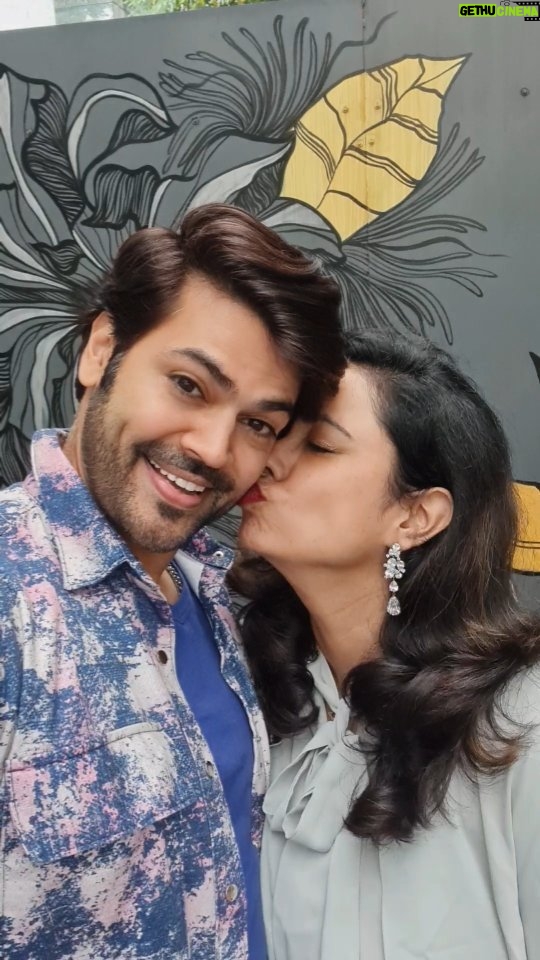Nisha Krishnan Instagram - ✨️❤️