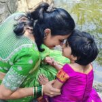 Nisha Krishnan Instagram - ♾️✨️ #momdaughter #dauthersareblessings