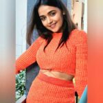 Nisha Ravikrishnan Instagram - ನಾಚಿ ನಗುತಾ ನನ್ನಲ್ಲಿಯೇ ಸ್ವರವಾಯಿತು ನಿನ್ ಹೆಸರು.......🙈 🧸 #nimmnisharkn 🖤🤍