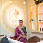 Nishita Goswami Instagram - Grand Inauguration of Antara Family Salon at Beltola,opp Bazaar India (Beltola Tiniali!). My best wishes to the entire team of Antara Family Salon🥰 . . . . #inauguration #salon #guwahati #grandopening