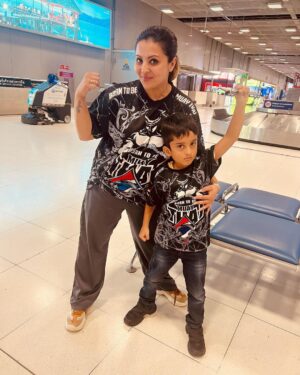 Nishita Goswami Instagram - Muay Thai 
On the Floor 🙅🙅🙅🙅🙅🥊🥊🥊🥊🥊