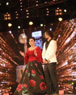 Nishita Goswami Instagram - Life is all about roll camera action. 
And i enjoy it thoroughly ❤️❤️

The program which binds all the artists together 
Prag Cine Awards 2023 

Thanks to @ajanakashofficial for making me feel confident with this beautiful outfit.
Big hug to @bijoyjeet.saikia_makeupartist for such a magical makeover . Baba I’m your big fan and you know that.

Love and lots of good wishes to @akshata.narain for your constant hard work 
Thanks @sanjive_narain for making this happen every year. 
Big Cheers to the entire team of Prag for working so so hard to make the prog a big success . 👍👍👍😍😍😍

#prag #pragcineawards2023 #ustm #assam