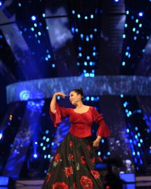 Nishita Goswami Instagram - Life is all about roll camera action. 
And i enjoy it thoroughly ❤️❤️

The program which binds all the artists together 
Prag Cine Awards 2023 

Thanks to @ajanakashofficial for making me feel confident with this beautiful outfit.
Big hug to @bijoyjeet.saikia_makeupartist for such a magical makeover . Baba I’m your big fan and you know that.

Love and lots of good wishes to @akshata.narain for your constant hard work 
Thanks @sanjive_narain for making this happen every year. 
Big Cheers to the entire team of Prag for working so so hard to make the prog a big success . 👍👍👍😍😍😍

#prag #pragcineawards2023 #ustm #assam
