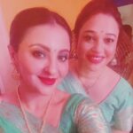 Nishita Goswami Instagram – Jorhat ❤️❤️❤️❤️❤️
With my dear Sis Jita ba ❤️❤️

Kendriyo Rongali Bihu 2023
Mekhela Sador by @phamingkham