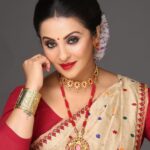 Nishita Goswami Instagram - সকলো অসমবাসী ৰাইজক "গৰু বিহুৰ শুভেচ্ছা" লগতে অসমীয়া নতুন বৰ্ষৰ শুভকামনা আৰু সেৱা জনালোঁ 🙏🙏🙏🙏🙏🙏🙏 Photo credit @kamaldeyphotography MUA @jonaliboruahmakeupartist
