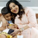 Nishita Goswami Instagram – Ever wondered about what goes into your baby’s products? I certainly have! After all, we all want nothing but the best for our little ones.
Recently, I stumbled upon an initiative by Johnson’s Baby in the newspaper, and it caught my interest. I realized while all mums want only baby safe ingredients for their babies, only few of us know all the ingredients in the products. So, Johnson’s baby created this AR filter that lets mums like me know 100% of their only baby safe products with complete transparency! You can see it for yourself here: 

https://bit.ly/3PPbRzJ 
As a mom, I’ve always trusted Johnson’s Baby to help protect Ri from day one, and this new initiative only solidifies my confidence in their products. 💙

#johnsonsbaby #johnsons #PromisePehlePalSe #ProtectfromDay1 #OnlyBabySafeIngredients #Johnsonspromise
#wearemadify

#ad

@johnsonsbabyindia