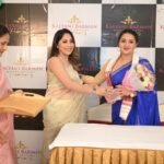 Nishita Goswami Instagram - She is my little sister . I have seen her growing up and now a big girl. I have seen her hard work her struggle her love towards makeup. I feel proud coz today she is considered to be one of the top most makeup artists of the town. An event where i got the privilege to distribute the recognitions to her students. My best wishes to Munu n her academy Kalyani Barman Makeup Artistry. @kalyani_barman9 @kamalbarmanphotography