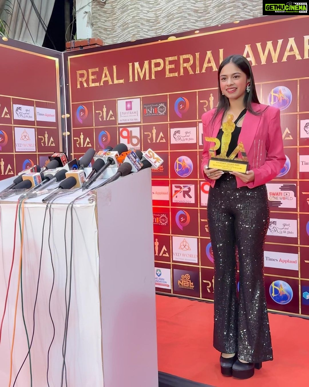 Nitanshi Goel Instagram - ‘Best Youngest Indian Global Actor Of The Year’ ⭐️💕 Such a generous honor, Thankyou #RealImperialAwards✨ To all my Nitanshians- like it is for every accolade, this is first yours, and then mine♥️ Hope to keep surprising you all🤞🏻 #NitanshiGoel #nitanshians #nitz #NG #YoungestGlobalActor #YoungestGlobalActorOfTheYear #Awards #RealImperialAwards2023 #ria2023 #realimperialawards #tia2023 #tamasiconicawards #terejaisa Green Village Resort Malad
