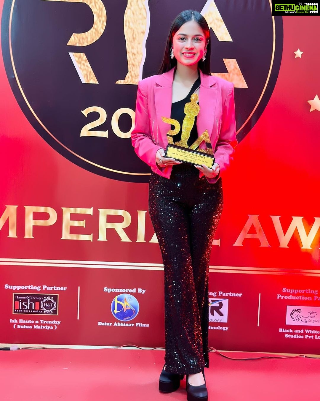 Nitanshi Goel Instagram - ‘Best Youngest Indian Global Actor Of The Year’ ⭐️💕 Such a generous honor, Thankyou #RealImperialAwards✨ To all my Nitanshians- like it is for every accolade, this is first yours, and then mine♥️ Hope to keep surprising you all🤞🏻 #NitanshiGoel #nitanshians #nitz #NG #YoungestGlobalActor #YoungestGlobalActorOfTheYear #Awards #RealImperialAwards2023 #ria2023 #realimperialawards #tia2023 #tamasiconicawards #terejaisa Green Village Resort Malad