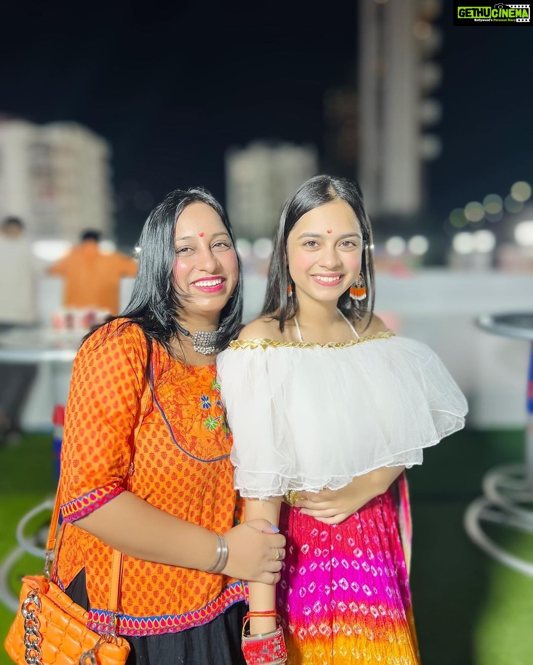 Nitanshi Goel Instagram - Happiest Happy birthday to my favourite girl @rashigoelofficial 🥳♥️ my bestieee, my mommy, my sister, my dancing partner, my Gossip partner, my soul-mate, my inspiration ✨ When I look at you, I look at the wonderful woman I aspire to become💞🫶🏻 You’ve always taught me to count my blessings and those will forever include you 🧿 Love you my sweet mommy😘 #Happybirthdaymumma #rashigoel #nitanshigoel Birthday special