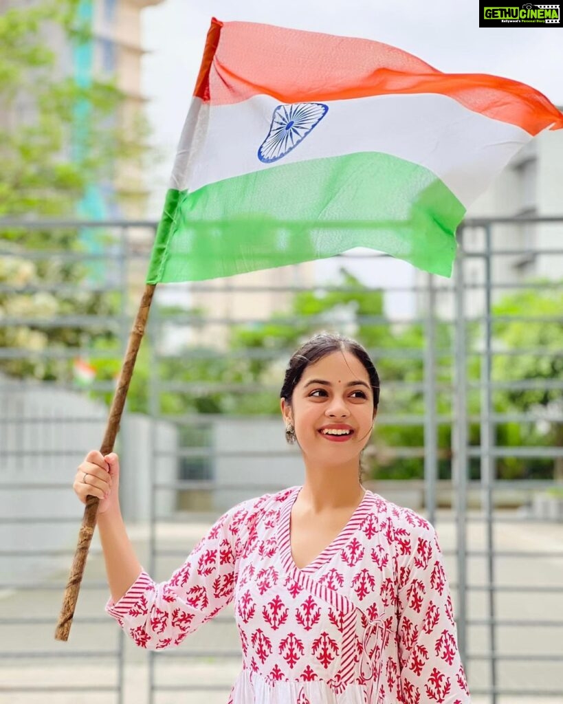 Nitanshi Goel Instagram - Happy Independence Day🇮🇳 Let’s be a Good Citizen and Let India be Proud of Us🧡🤍💚 . #azadikaamritmahotsav #happyindependenceday #🇮🇳 #jaihind #indiaat75 #indialove #vandematram #vandemataram #azaadikaamritmahotsav #nitanshigoel #nitanshians