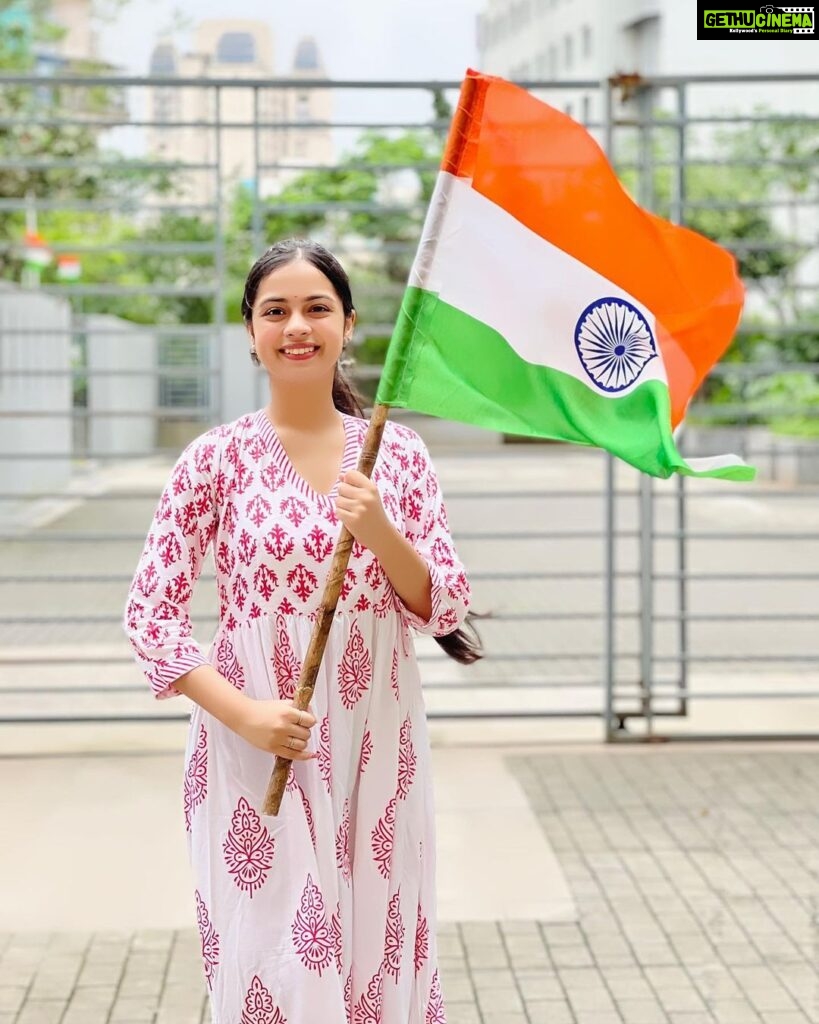 Nitanshi Goel Instagram - Happy Independence Day🇮🇳 Let’s be a Good Citizen and Let India be Proud of Us🧡🤍💚 . #azadikaamritmahotsav #happyindependenceday #🇮🇳 #jaihind #indiaat75 #indialove #vandematram #vandemataram #azaadikaamritmahotsav #nitanshigoel #nitanshians