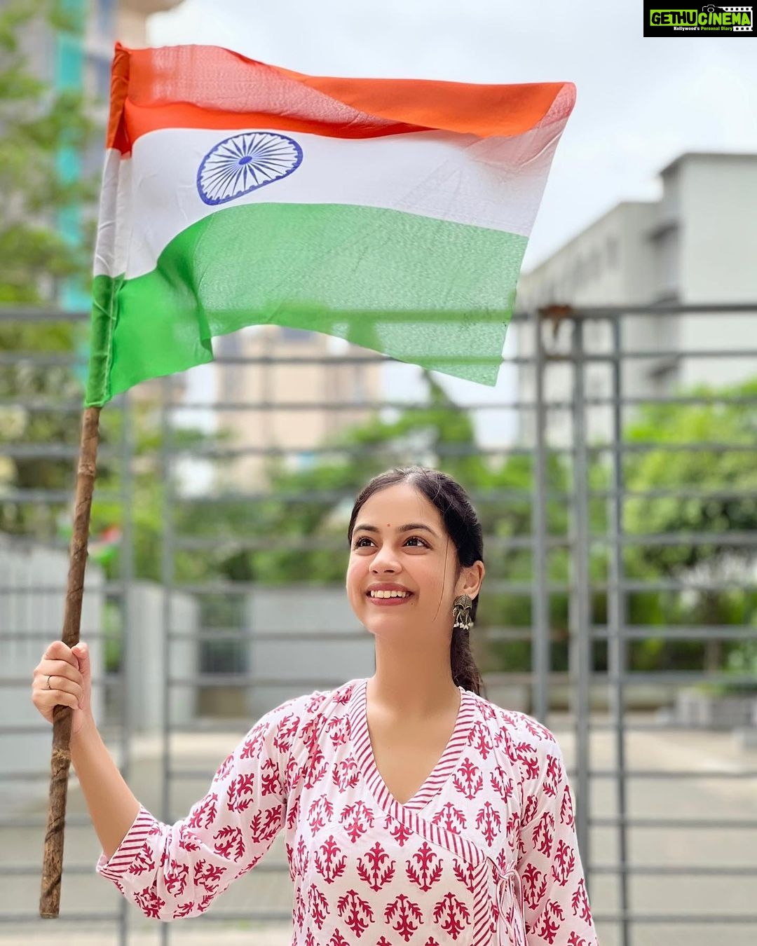 Nitanshi Goel Instagram - Happy Independence Day🇮🇳 Let’s be a Good Citizen and Let India be Proud of Us🧡🤍💚 . #azadikaamritmahotsav #happyindependenceday #🇮🇳 #jaihind #indiaat75 #indialove #vandematram #vandemataram #azaadikaamritmahotsav #nitanshigoel #nitanshians