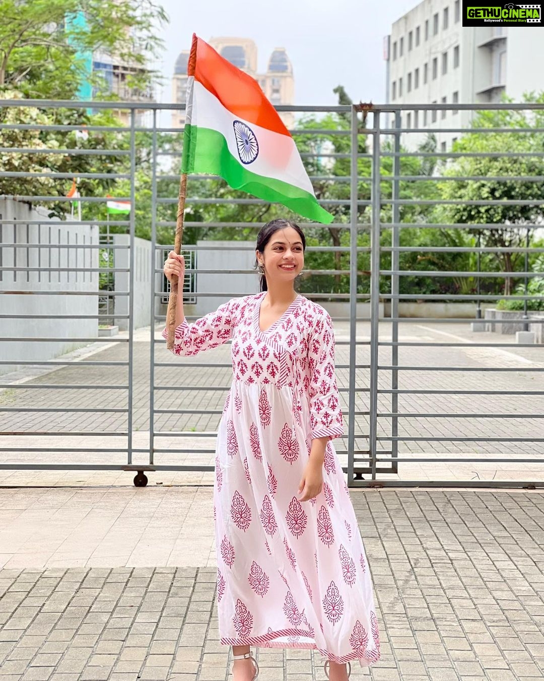 Nitanshi Goel Instagram - Happy Independence Day🇮🇳 Let’s be a Good Citizen and Let India be Proud of Us🧡🤍💚 . #azadikaamritmahotsav #happyindependenceday #🇮🇳 #jaihind #indiaat75 #indialove #vandematram #vandemataram #azaadikaamritmahotsav #nitanshigoel #nitanshians