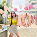 Nitanshi Goel Instagram - 10 Million Insta Fam🥺♥️🎉 Thanks for making this happen my Nitanshians🫶🏻 Each one of you have played such an important role in this journey of mine! You all taught me to have a belief in myself and my abilities🙏🏻 A BIG VIRTUAL HUG to each one of you!🫶🏻 Aapki Nitz♥️ . Wearing @beperkt_official Quick Balloon Decor @all_grand_events Cake @tf.cakes . #10million #10mhearts #10m #Nitanshians #blessed #nitanshigoel Aapke Dil mein