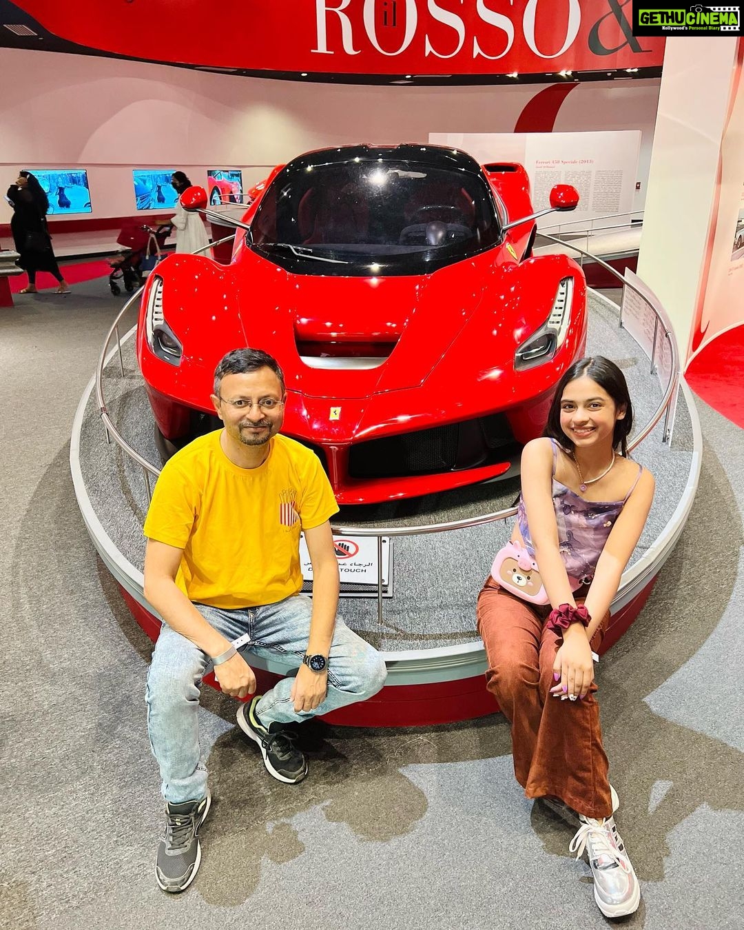 Nitanshi Goel Instagram - The most important life lesson I've learned: When all else fails, call Dad✌🏻💖 Happy Father's Day to the coolest dad on the planet! @nitingoeljii Thanks for always having my back, Daddy! I love you💕 . #happyfathersday #fathersday #fatherdaughter #daddyslittlegirl #nitingoel #nitanshigoel Fathers Day Special
