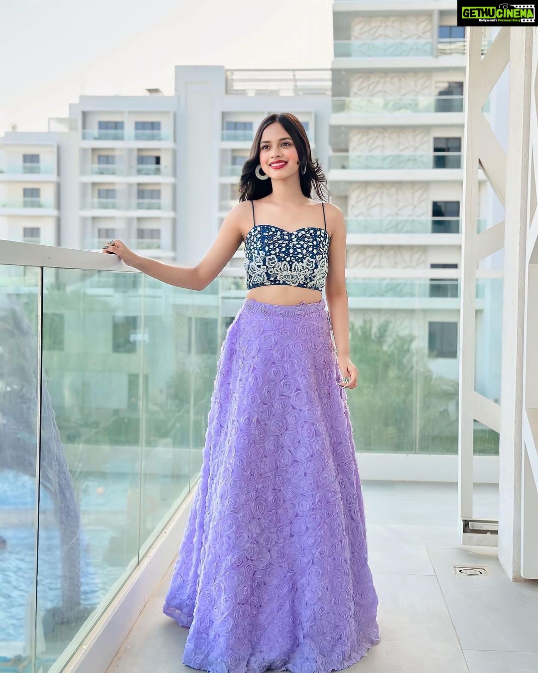 Nitanshi Goel Instagram - I purple you ππ«Άπ»β¨ (4th one is a video) IIFA day 1 Location : @hiltonabudhabiyasisland Look @the_adhya_designer #IIFArocks #IIFA2023 #abudhabi #yasisland #hiltonhotel #indianbarbie #nitanshigoel #nitanshi #laapataladies #purple #π @yasisland Yas Island