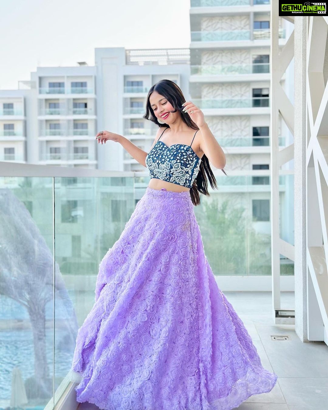 Nitanshi Goel Instagram - I purple you ππ«Άπ»β¨ (4th one is a video) IIFA day 1 Location : @hiltonabudhabiyasisland Look @the_adhya_designer #IIFArocks #IIFA2023 #abudhabi #yasisland #hiltonhotel #indianbarbie #nitanshigoel #nitanshi #laapataladies #purple #π @yasisland Yas Island