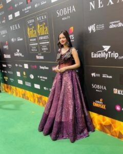 Nitanshi Goel Instagram - My First IIFA 🫶🏻✨
From watching it on TV with my family to experiencing it live, my first IIFA Awards was a magical experience ! And guess this time, I was the youngest Indian celebrity invited at IIFA♥️ The glitz, glamour, green carpet walk, mesmerizing performances, and my Nitanshians have inspired me to add some new things to my bucket list- it's time to chase more dreams!✨✨

Look @the_adhya_designer ✨

#iifa2023 #iifa #iifarocks #Grateful #nitanshigoel #bollywood #iifaawards #IIFAONYAS  #nitanshians #laapataaladies #abudhabilove @iifa @etihadarena.ae @yasisland