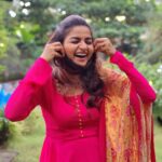 Nithya Ram Instagram - Unbothered😅 . . . . . . . 📷: @darsu_sundaram 👗: @chakrabortymukta