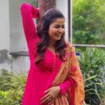 Nithya Ram Instagram - Unbothered😅 . . . . . . . 📷: @darsu_sundaram 👗: @chakrabortymukta
