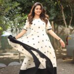 Nithya Ram Instagram - 🤍♣️. . . . . . . . . 👗: @chakrabortymukta 📷 : @mr.viki_pixer