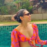 Niti Taylor Instagram – Splish, splash, and summer smiles! ☀️🏊‍♀️ #PoolsideParadise
