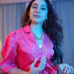 Niti Taylor Instagram - Dancing through life’s twists and turns because every day is a new adventure! 💃🕺🌟 #lifestooshort Outfit @theboozybutton 🎥 @rohitgaikwadfilms #trendingreels #reelitfeelit #instagramreels #reelsinstagram #reelsvideo #mrlovalova