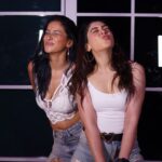 Niti Taylor Instagram - Dancing to the beat of ‘Haanji’💃🏻💃🎶 #GrooveModeOn #HaanjiVibes #trendingreels #reelsinstagram #reelitfeelit #instagramreels #haanji DC - @rajitdev 🎥 @ohmygosh_joe