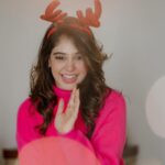 Niti Taylor Instagram – In the world of cute and happy, I’m crafting my Christmas story, one festive smile at a time. 🎄✨
#christmascheer 

📸 @rohitgaikwadfilms