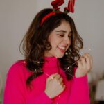 Niti Taylor Instagram – In the world of cute and happy, I’m crafting my Christmas story, one festive smile at a time. 🎄✨
#christmascheer 

📸 @rohitgaikwadfilms
