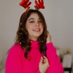 Niti Taylor Instagram - In the world of cute and happy, I’m crafting my Christmas story, one festive smile at a time. 🎄✨ #christmascheer 📸 @rohitgaikwadfilms