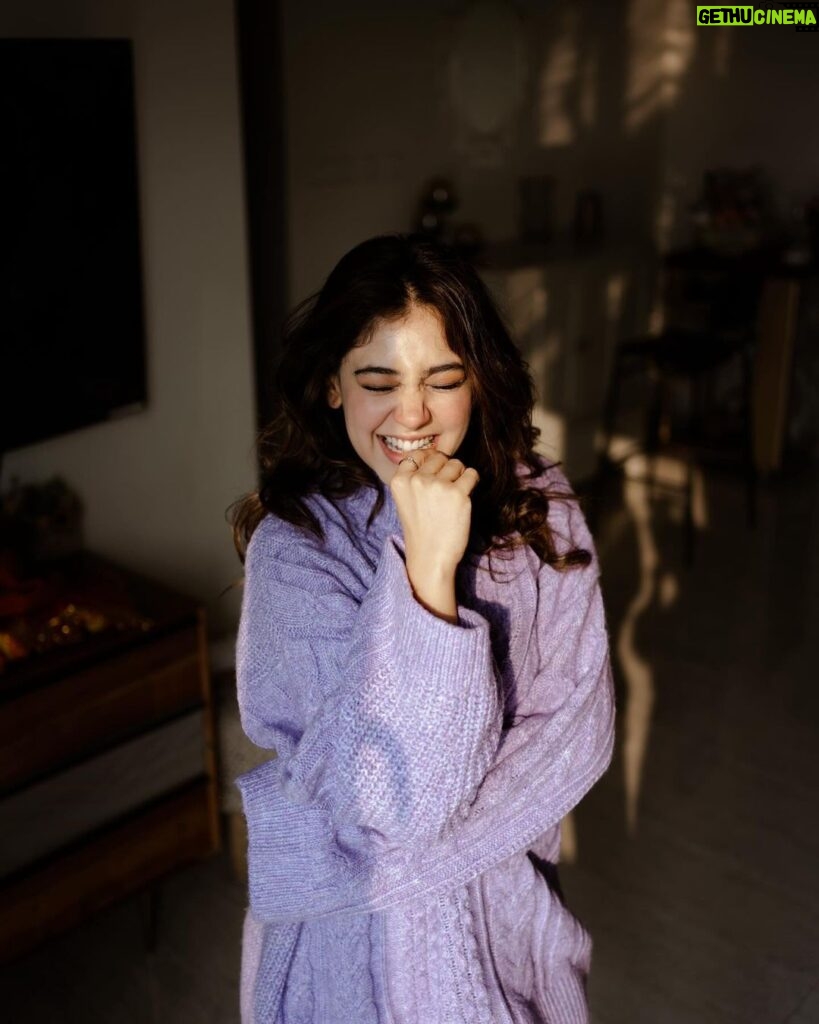 Niti Taylor Instagram - Dreaming in shades of purple, feeling the magic of 7 million moments shared. Thank you for being a part of this beautiful journey. I purple you all! 💜✨ #GratefulHeart #7MillionStrong#ipurpleyou #thankyou 📸 @rohitgaikwadfilms