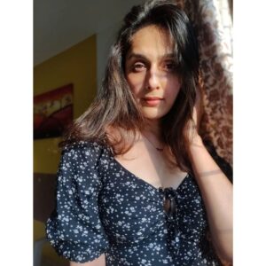 Niyati Joshi Instagram - Natural sunlight is the best Filter anyone can use .
#sunlight #natural #actor #niyatijoshi