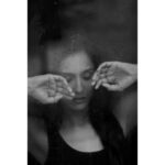 Niyati Joshi Instagram – Shot by @i__mfahim 
#blackandwhite #actor #niyatijoshi
