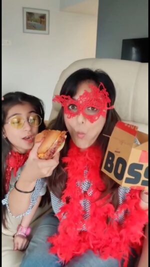Niyati Joshi Instagram - Lucy ne Mona ko bhi side kar diya!

The Freshest, Juiciest Juicy Lucy Mutton Burger

Order direct using Niyati30 get 30% off on BOSS Burger! Link in the bio.

#hithaiboss