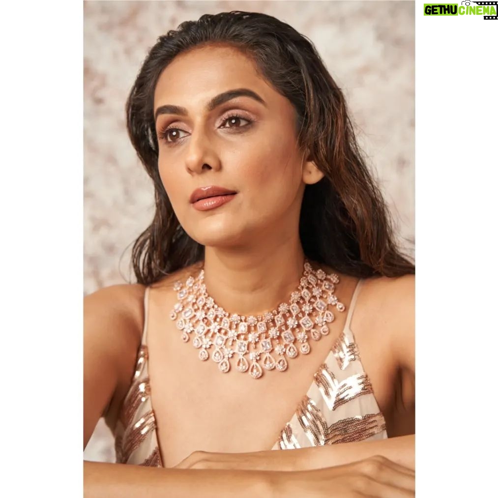 Niyati Joshi Instagram - Shot by @priyamdhar Stylist @nigar_stylist09 Hair @nusrat2700 Make up @imranhossain041