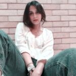Niyati Joshi Instagram – #bluedenims #whitetop #alltimefavourite #actor #niyatijoshi
