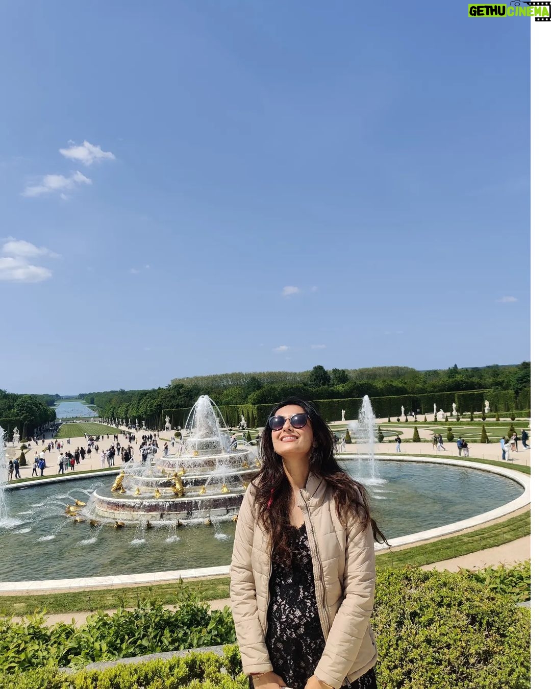 Niyati Joshi Instagram - #actor #niyatijoshi Palace of Versailles