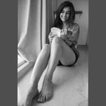 Niyati Joshi Instagram - #blackandwhitephotography #naturallightphotography #nomakeup #actor #niyatijoshi