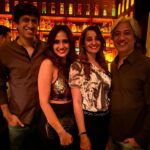 Niyati Joshi Instagram - Just a year away from entering the new TWEENTIES !!! 😁 Thank you everyone for making my birthday so special last night . #birthdaygirl #birthdaycelebration #actor #niyatijoshi