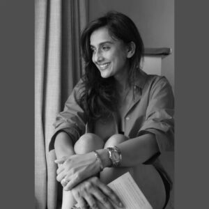 Niyati Joshi Instagram - #blackandwhitephotography #naturallightphotography #nomakeup #actor #niyatijoshi