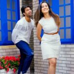 Niyati Joshi Instagram – Love this song!✨🤍
–
#mohfam #mohakmanghani #niyatijoshi #dancevideo #bollywooddance #shirtdabutton #reelitfeelit