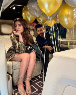Nupur Sanon Instagram - Birthday Dump part 1 ❤️

So thankful for all my people, my family and friends who’ve become family🫂
And so thankful for my cute Insta fam, for everyone who has wished me , for all the videos and prayers.🧿
And lastly, sorry for the calls I’ve missed and the messages I’m still replying to🙏🏻 
All in all, I had a good one! 🥲