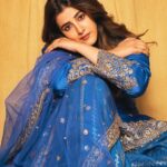 Nupur Sanon Instagram - 🦋🦋🦋🦋🦋🦋🦋🦋 • Makeup - me🌝 Outfit- @lashkaraa Styled by- @sukritigrover Styling Team- @vanigupta.23 @harshitadaga01 @bitofbash