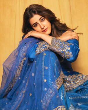 Nupur Sanon Instagram - 🦋🦋🦋🦋🦋🦋🦋🦋

•

Makeup - me🌝
Outfit- @lashkaraa
Styled by- @sukritigrover
Styling Team- @vanigupta.23 @harshitadaga01 @bitofbash