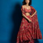 Nushrratt Bharuccha Instagram - Striking a pose 👯‍♀️ Outfit : @sandhyashah.shah Jewellery : @minerali_store Styled by : @samidha.wangnoo Style team : @gaurii77 HMU @simua_996 @cheemabaljit2