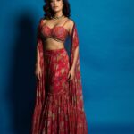 Nushrratt Bharuccha Instagram - Striking a pose 👯‍♀️ Outfit : @sandhyashah.shah Jewellery : @minerali_store Styled by : @samidha.wangnoo Style team : @gaurii77 HMU @simua_996 @cheemabaljit2